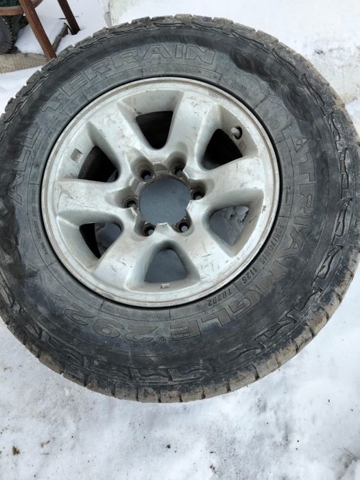 Продатеся шины, в хорошем состоянии