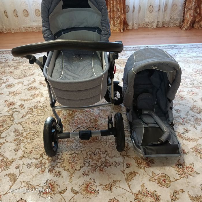 Продам коляску в отличном состоянии