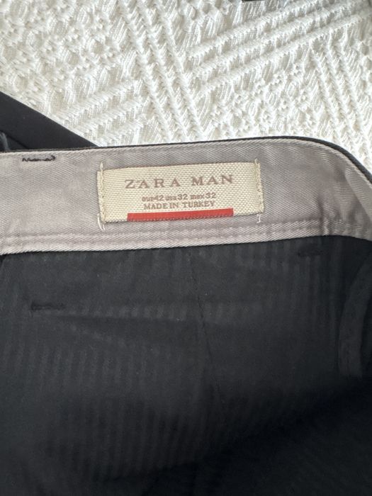 Pantaloni barbatesti Zara