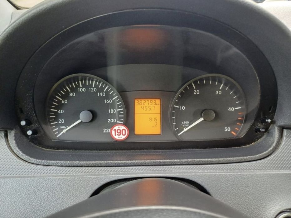 Vand Mercedes Vito 8+1 locuri 4Matic (4x4 )w639- 2010 automatic