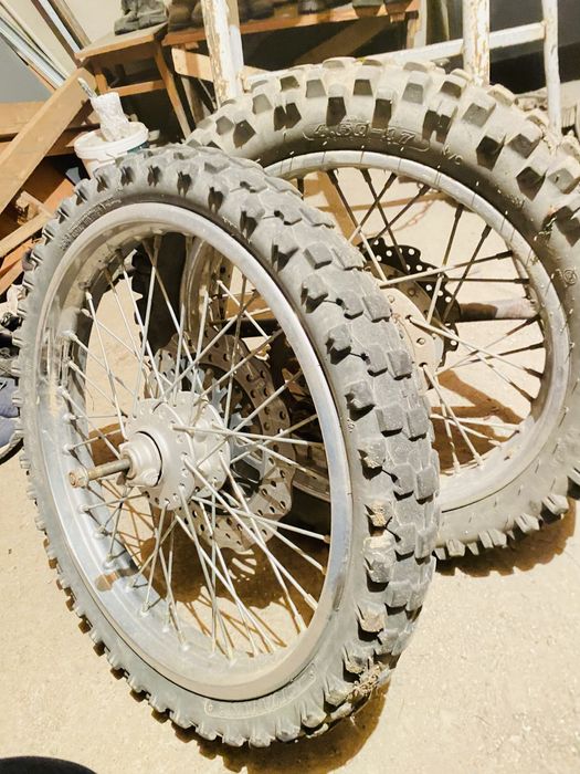 Колесо на эндуро