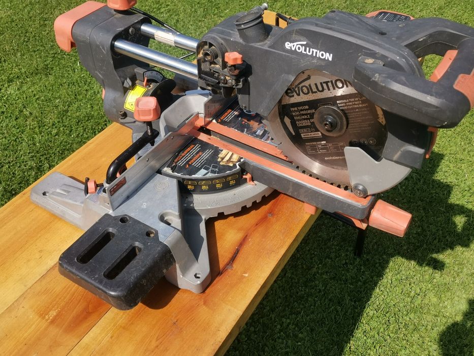 Fierastrau circular Evolution R255SMS, 2000 W
