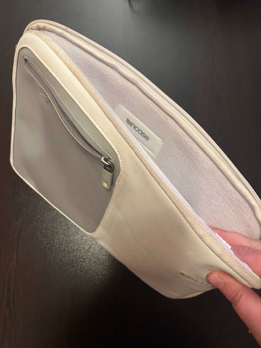 Macbook Pro 13" Retina i5 8 GB RAM 128 GB - без забележки