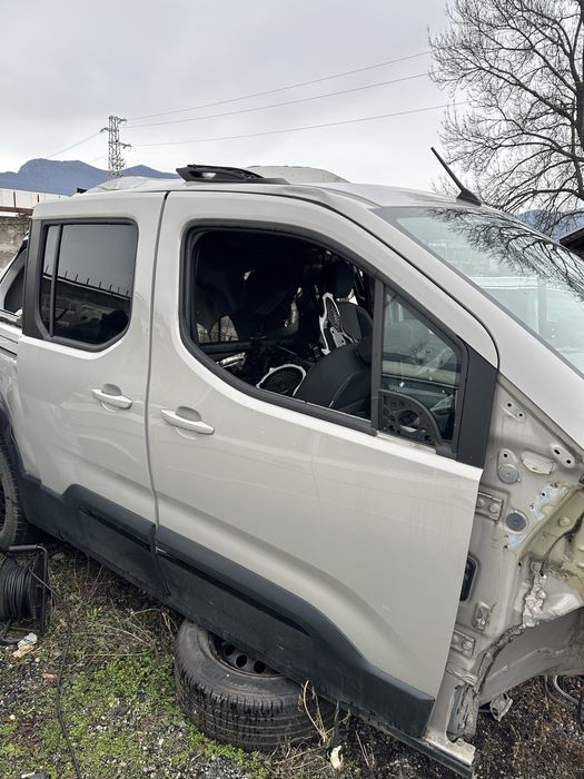 Врати Peugeot Rifter GT line  19г-