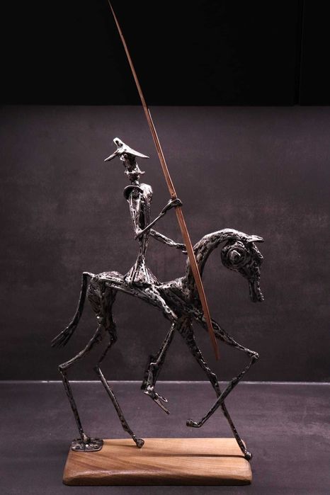 Sculptura otel DON QUIHOTTE , Razvan Ghita metal sculptor.IDEE Cadou