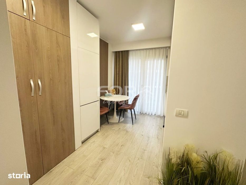 Apartament lux tip studio, cu parcare, de inchiriat West Residence