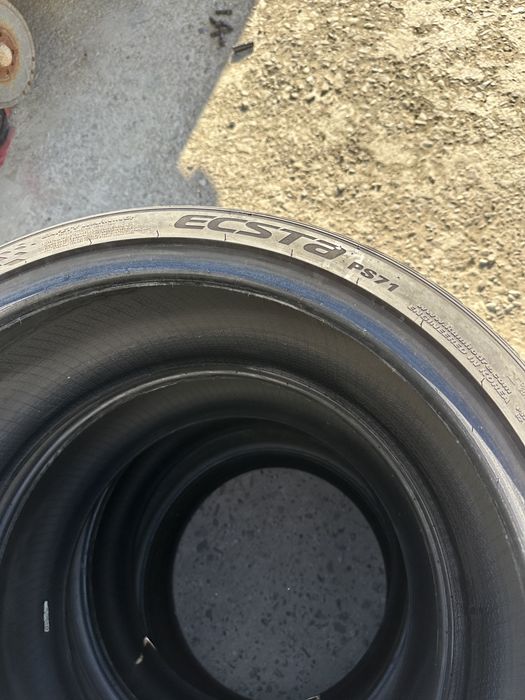 Anvelope 245 35 20 Kumho de vara