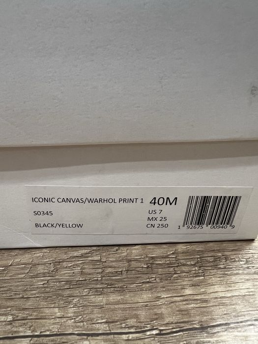 Крцове Calvin Klein