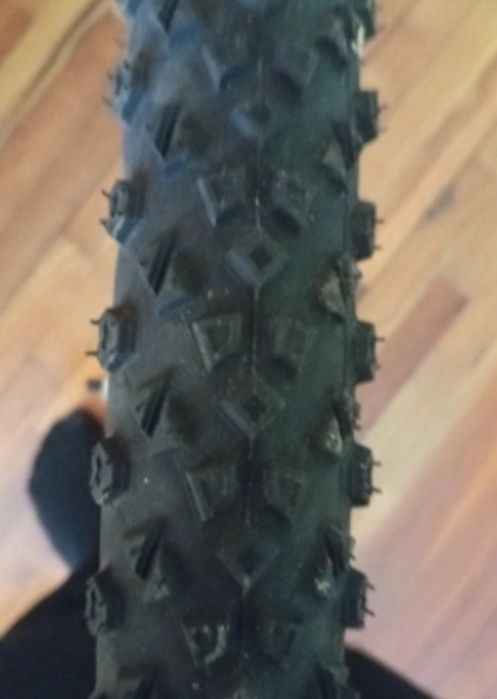 Капли Byox 27.5 комплект с вътрешни и външни гуми чисто нови.Лично пре