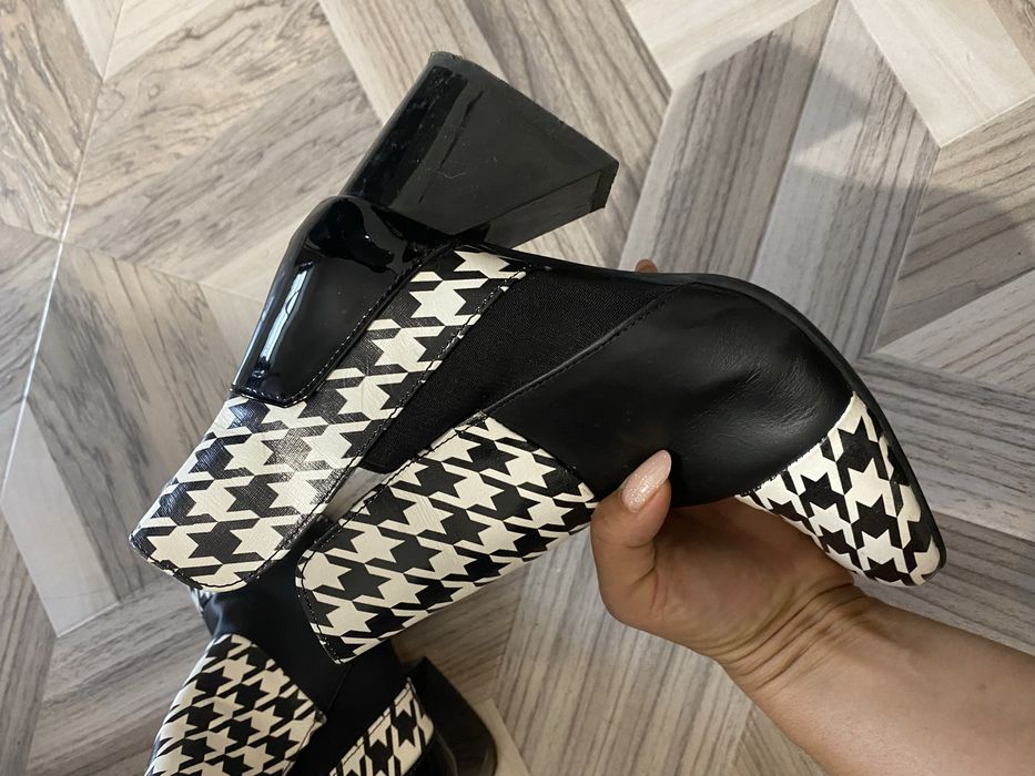 Боти от естествена кожа