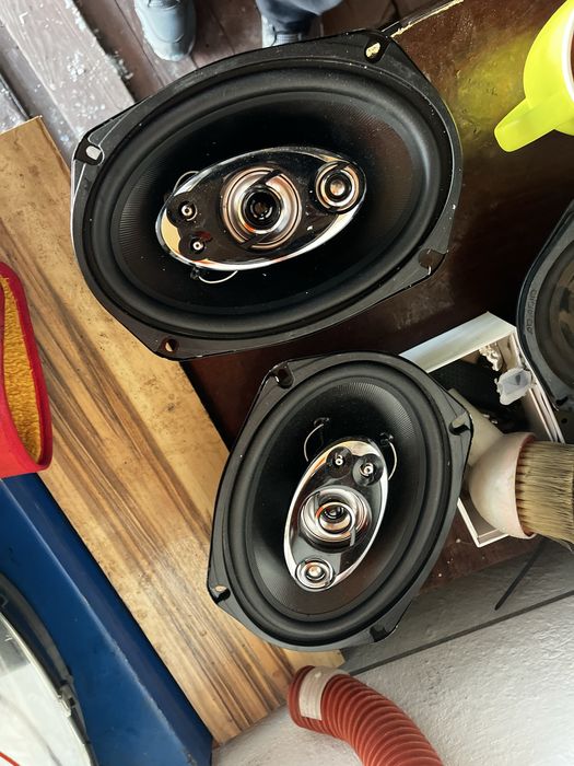 продам саб, магнитолу, диски, колонки