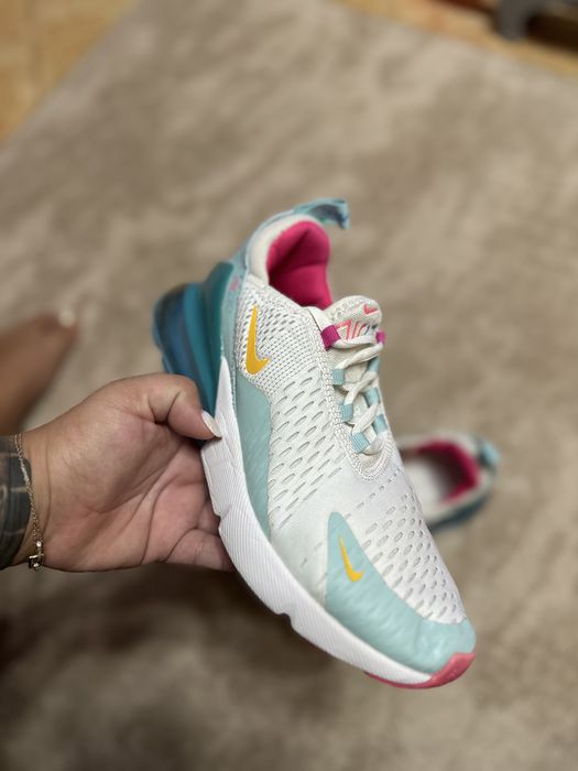 Nike Air Max 270 CJ0568-100