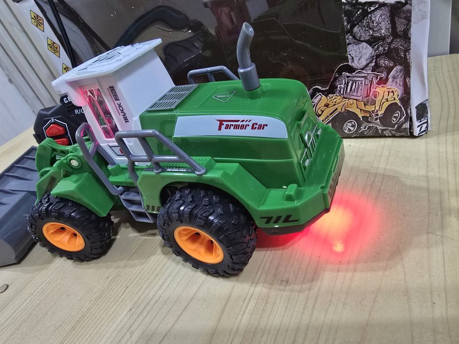 Музикална светеща количка  с дистанциинно