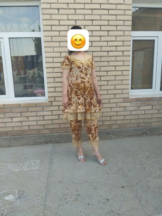 Ko'ylak poycha sotiladi