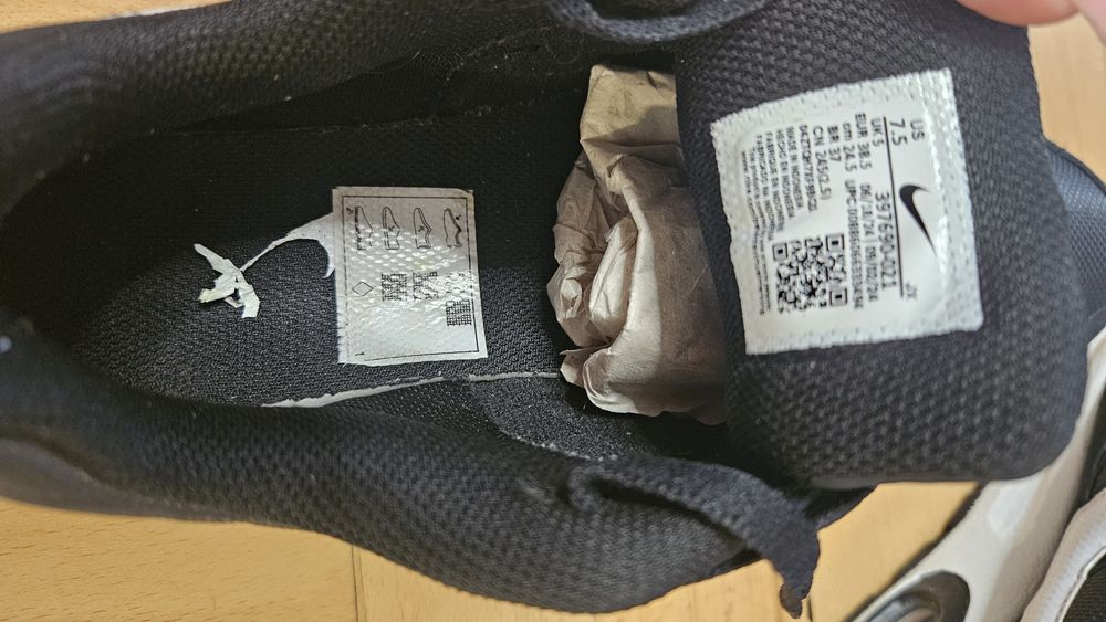 Оригинални маратонки Nike command