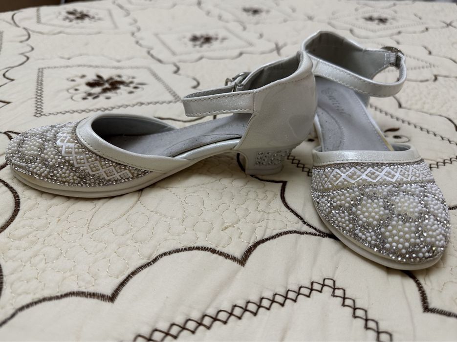 Обувь    детская.