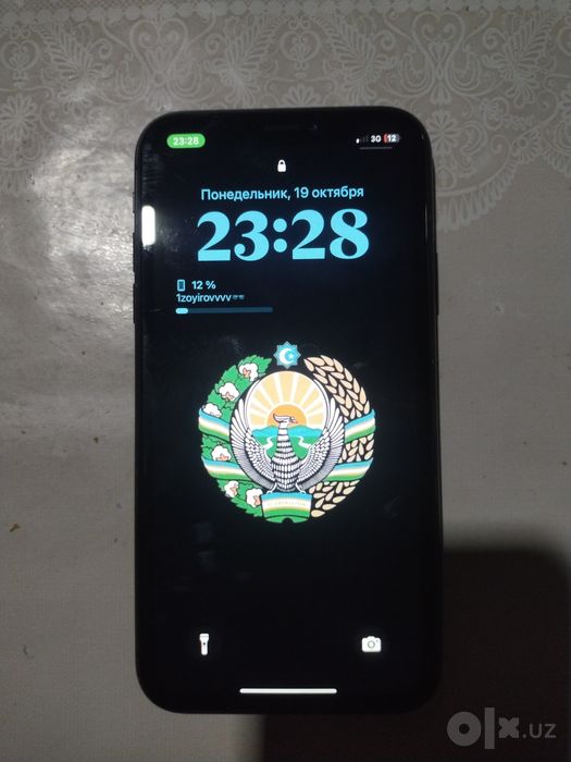Iphone xr    b/y