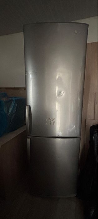 Срочна  продам холодильник