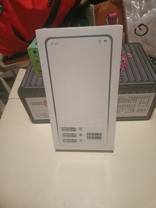 Ново!!! Смартфон Acro 77 6.5 inch