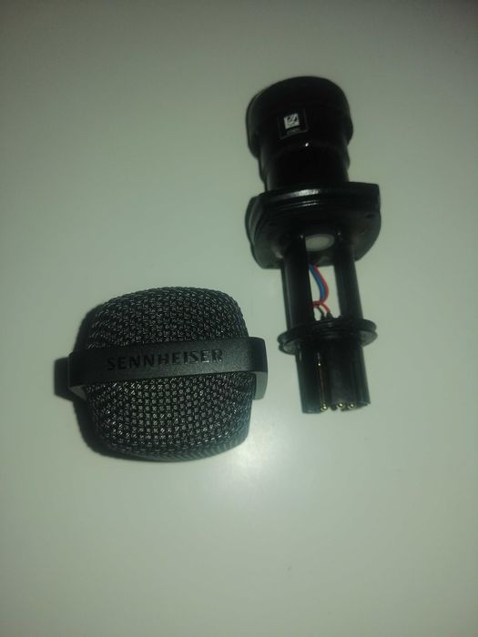 Microfon Sennheiser MD 421 capsula si grila