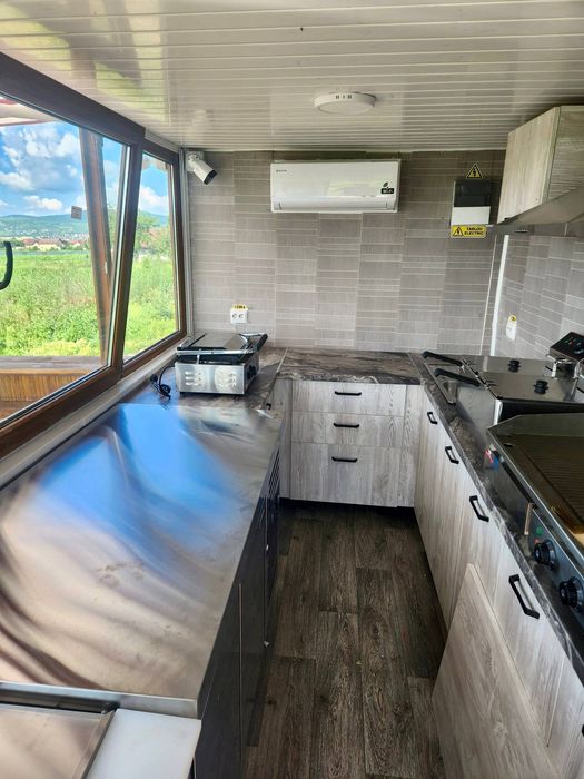 Rulota Fast-Food de vânzare -Afacere mobilă gata de pornit!