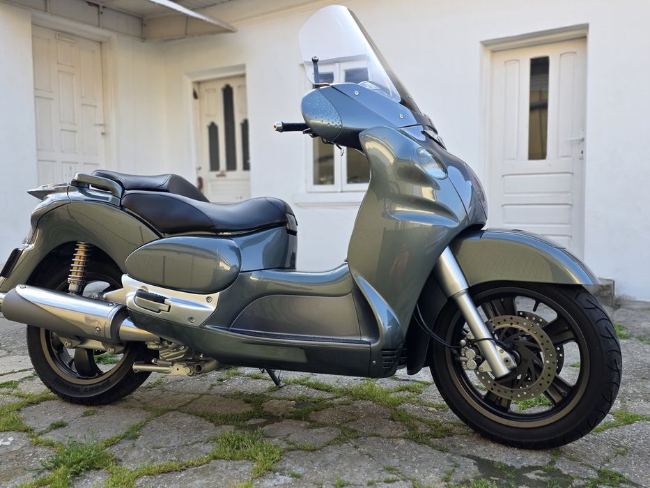 Maxiscuter Aprilia scarabeo 500 i