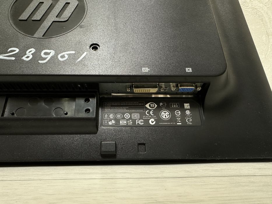 Монитор HP 20 дюйм