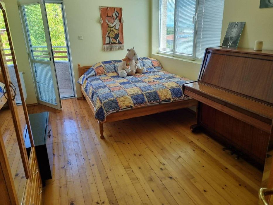 Къща, под наем, гр. Банкя