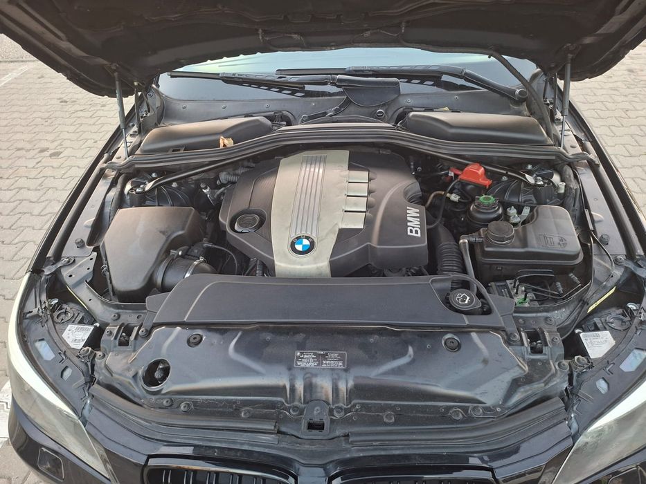 BMW                 .