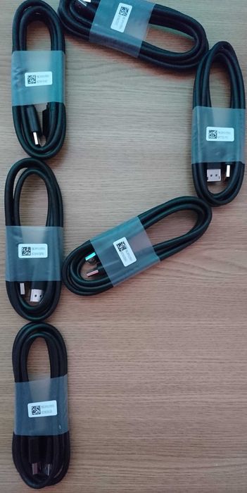 Cablu displayport DELL nou 360 Hz - 1920 x 1080 - 1,8 m - 25 lei