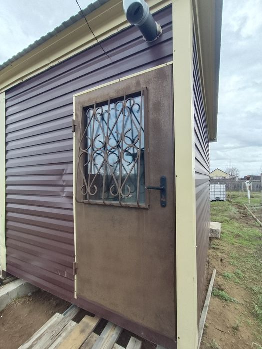 Продам утеплённый вагончик