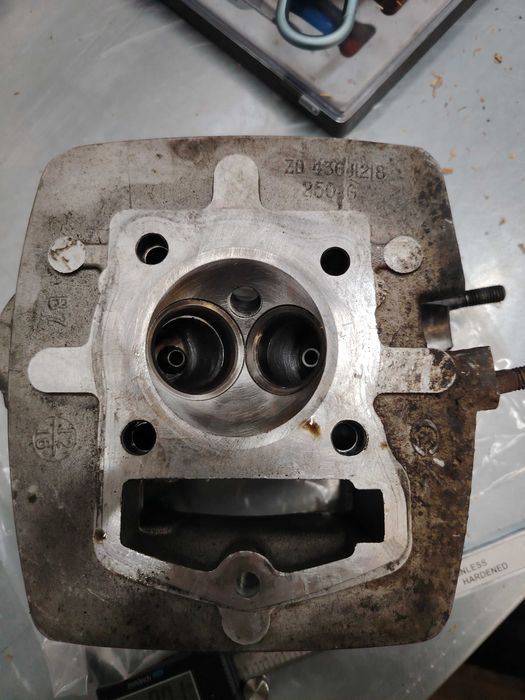 Vând kawasaki 250cc 4t