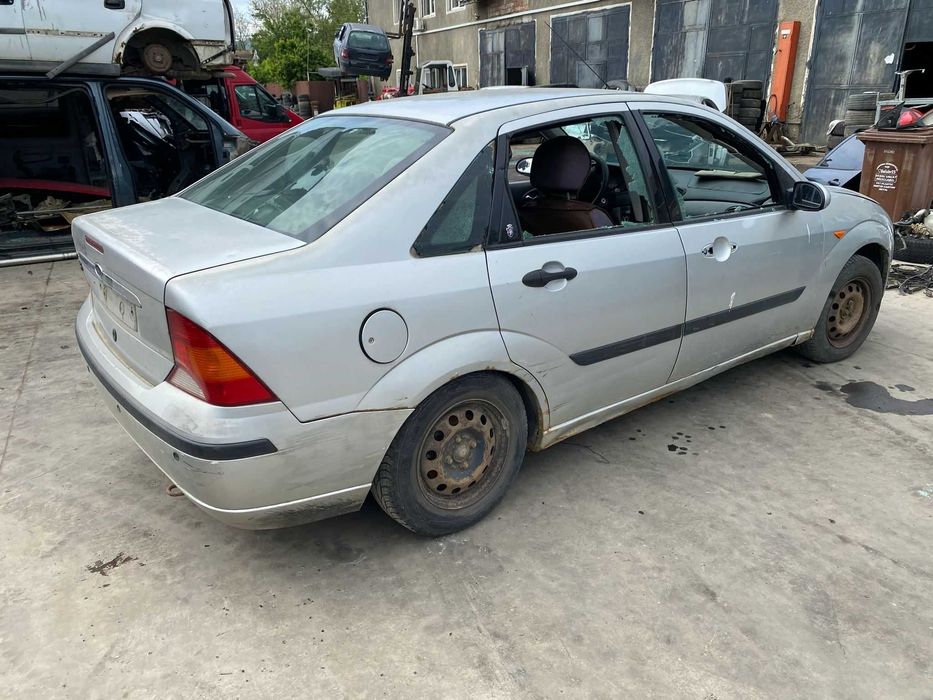Piese  FORD  FOCUS I  1.6 benzina din 2001  - fydc