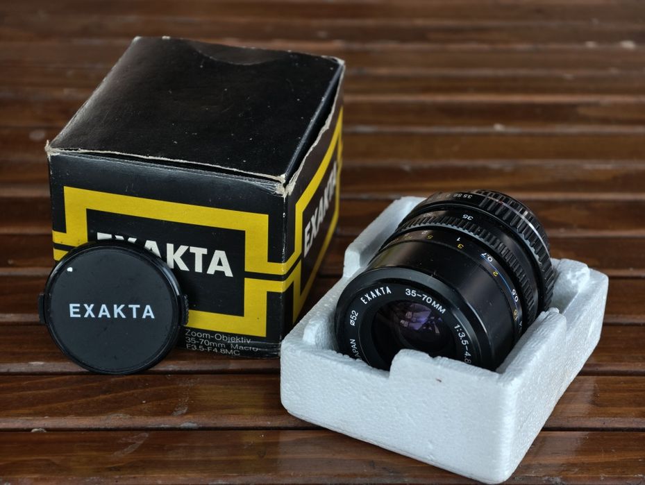 Exakta 35-70mm f/3.5-4.8 MC Macro + Cutie originală