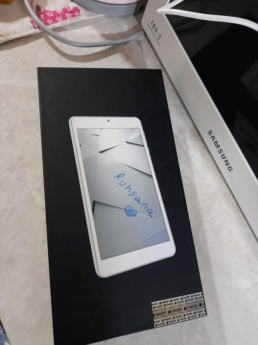 Новый Планшет Reeder