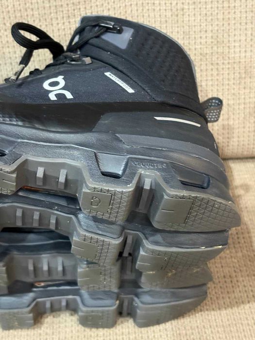 Ghete On Cloud Running Cloudflyer Waterproof Marimea 38 (24 cm)