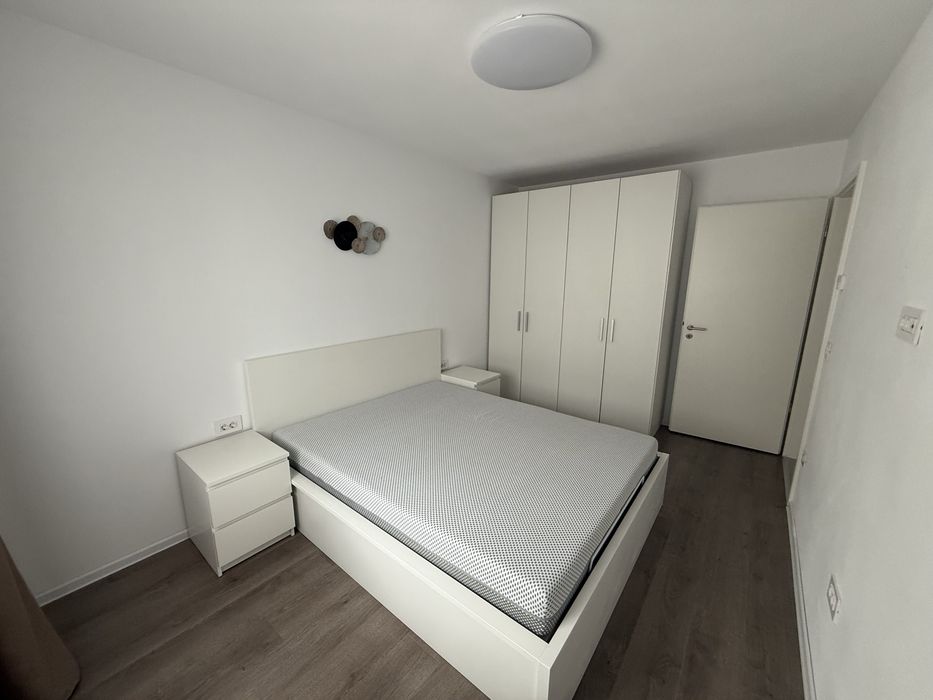Închiriez apartament cu 2 camere în complexul Kasper, Brașov.