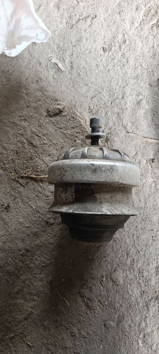 Запчасть Мерседес