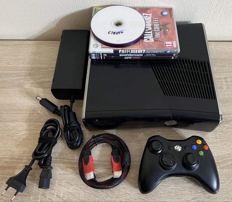 Xbox 360 SLIM + игры прошитый