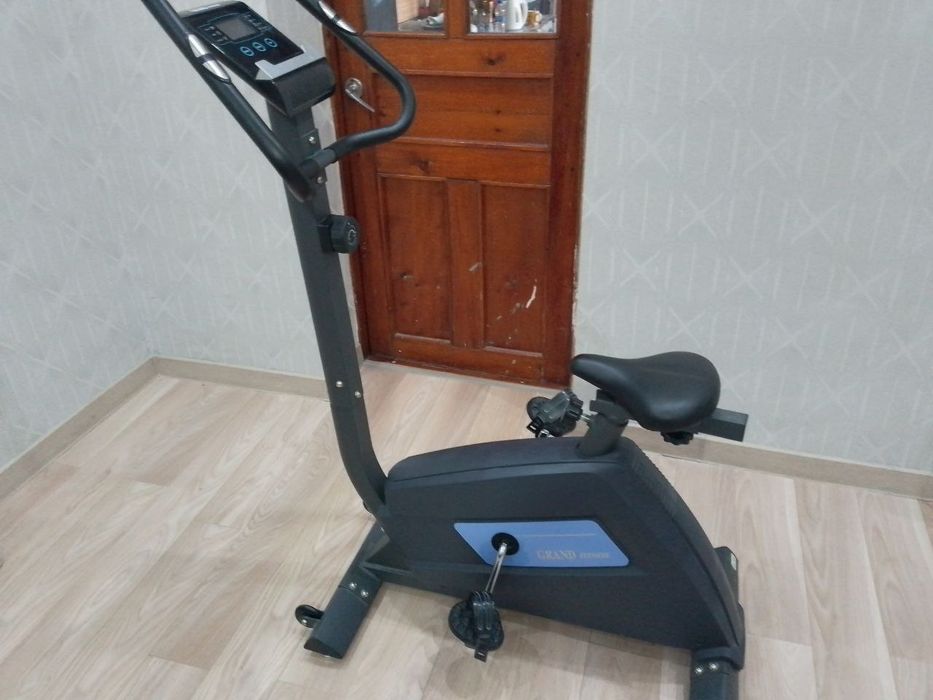 Велотренажёр почти новый