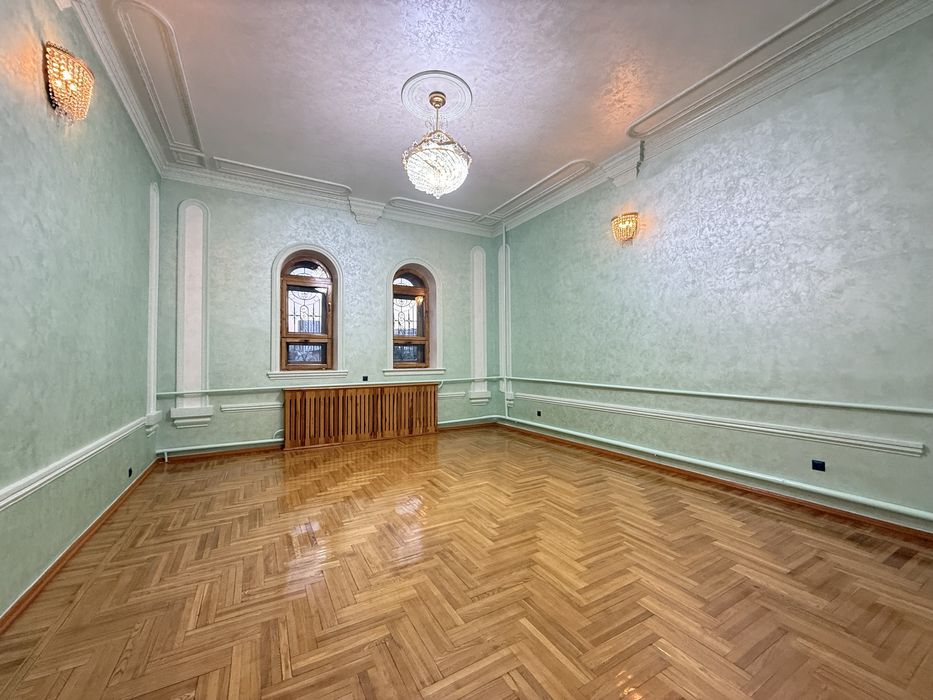 Сдается в аренду особняк 15 соток Мирзо Улугбек Циолковская широкая Ул