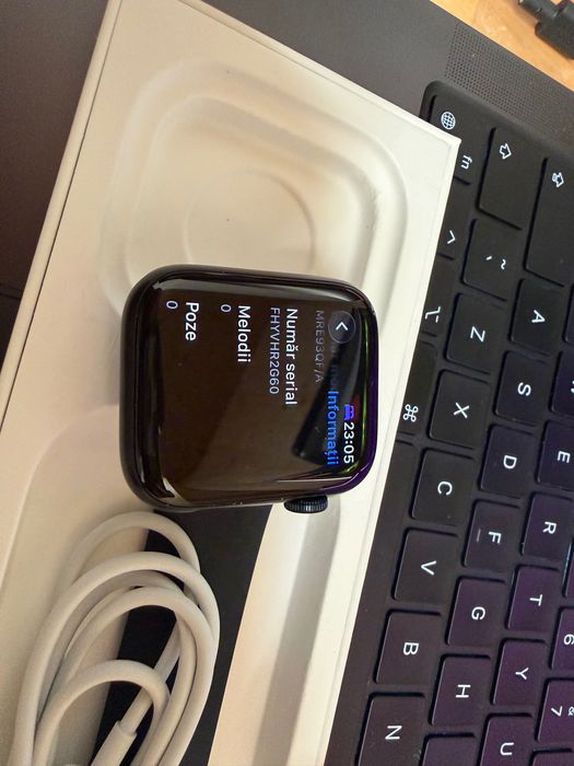 Apple Watch SE Gen 2 44mm Midnight AL GPS sanatate baterie 100%