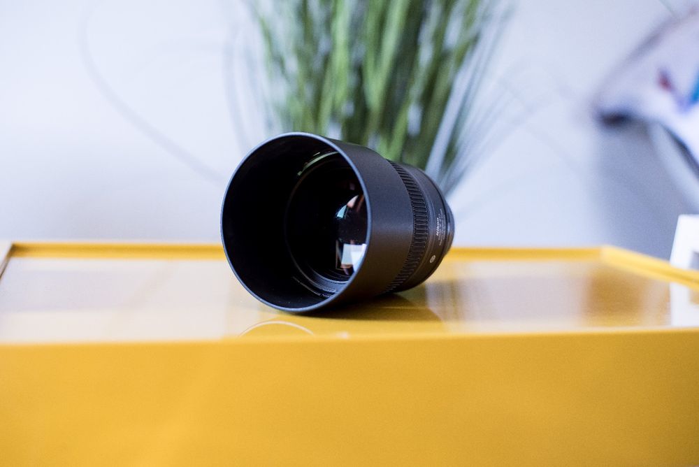 Obiectiv Nikon 85mm