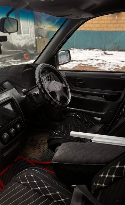 Продам живую Honda CR-V.