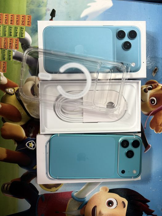 Продается Iphone 17 pro max 1 tb под оригинад