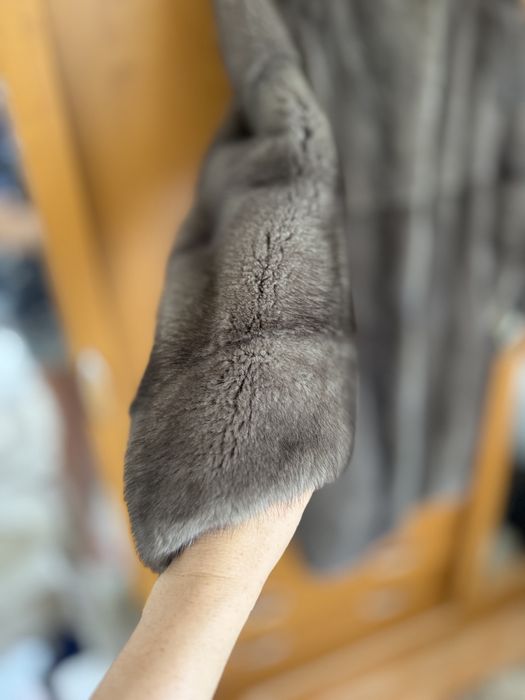 Шуба норковая продам