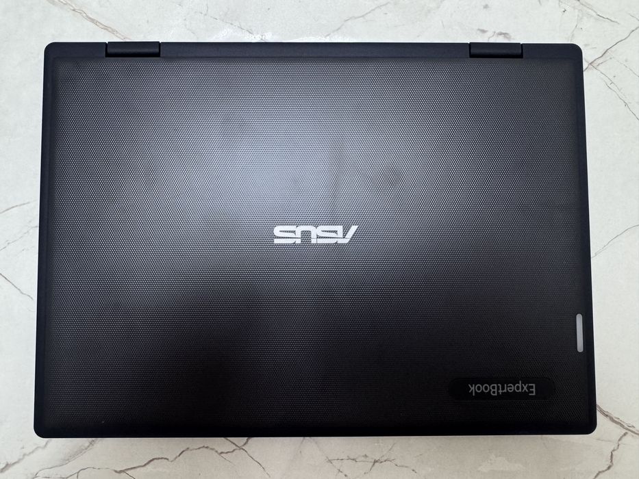 Ноутбук Asus Еxpertbook абсолютно новый