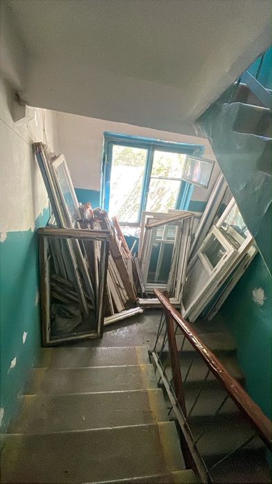 Оконные рамы даром