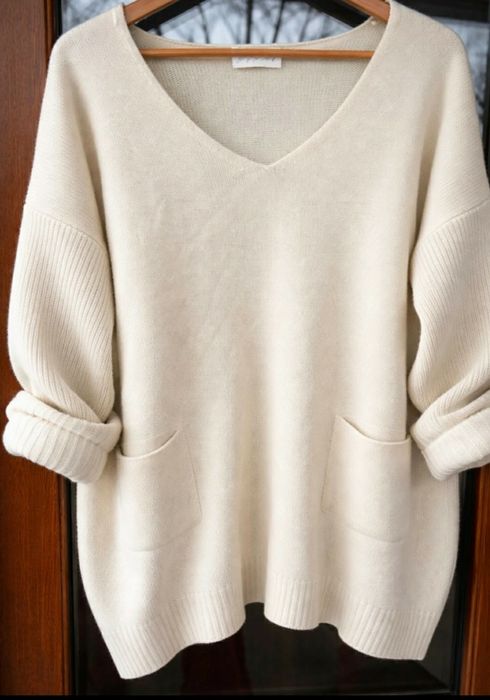Pulover casmir oversize bej ,moale pufos L