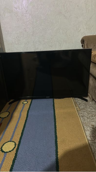 продам телевизор